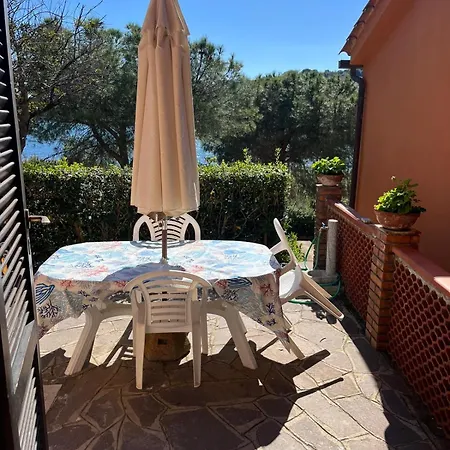 Azzurra * Porto Azzurro
